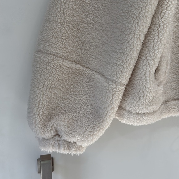 Lululemon Cinchable Fleece Zip Up NWT - Picture 5 of 10